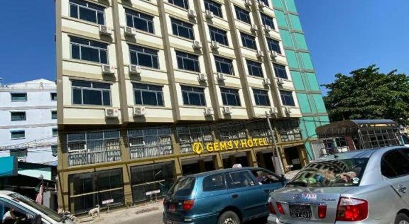 Gemsy Hotel Yangon Exterior photo